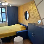 Blue House - Old Town, Ac, Free Private Parking Apartamento Bratislava