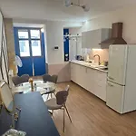 Blue House - Old Town, Ac, Free Private Parking Bratislava
