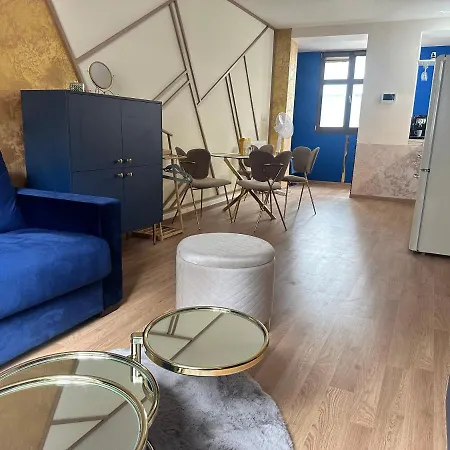 Apartament Blue House - Old Town, Ac Bratysława