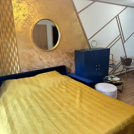 Blue House - Old Town, Ac, Free Private Parking Appartement