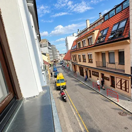 Apartment Blue House - Old Town, Ac, Free Private Parking