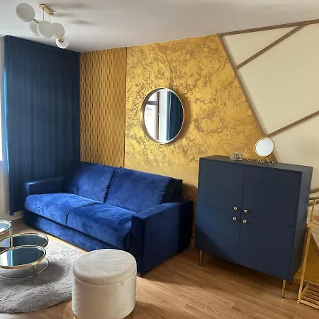 Blue House - Old Town, Ac, Free Private Parking Apartmán