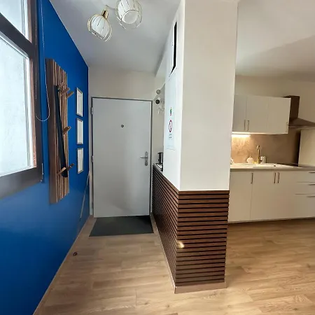 Blue House - Old Town, Ac, Free Private Parking Apartmán