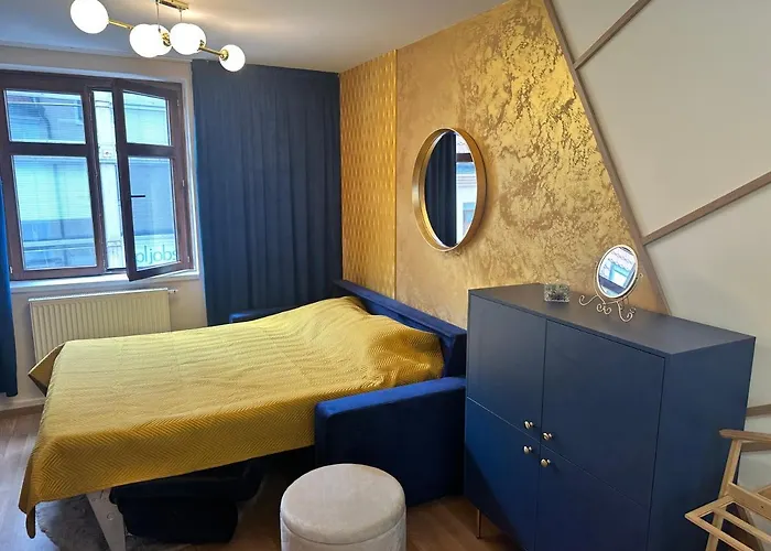 Blue House - Old Town, Ac Appartement Bratislava